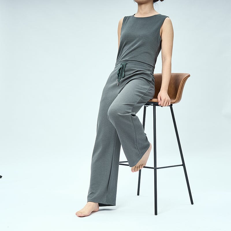 Ermeløs enkel jumpsuit